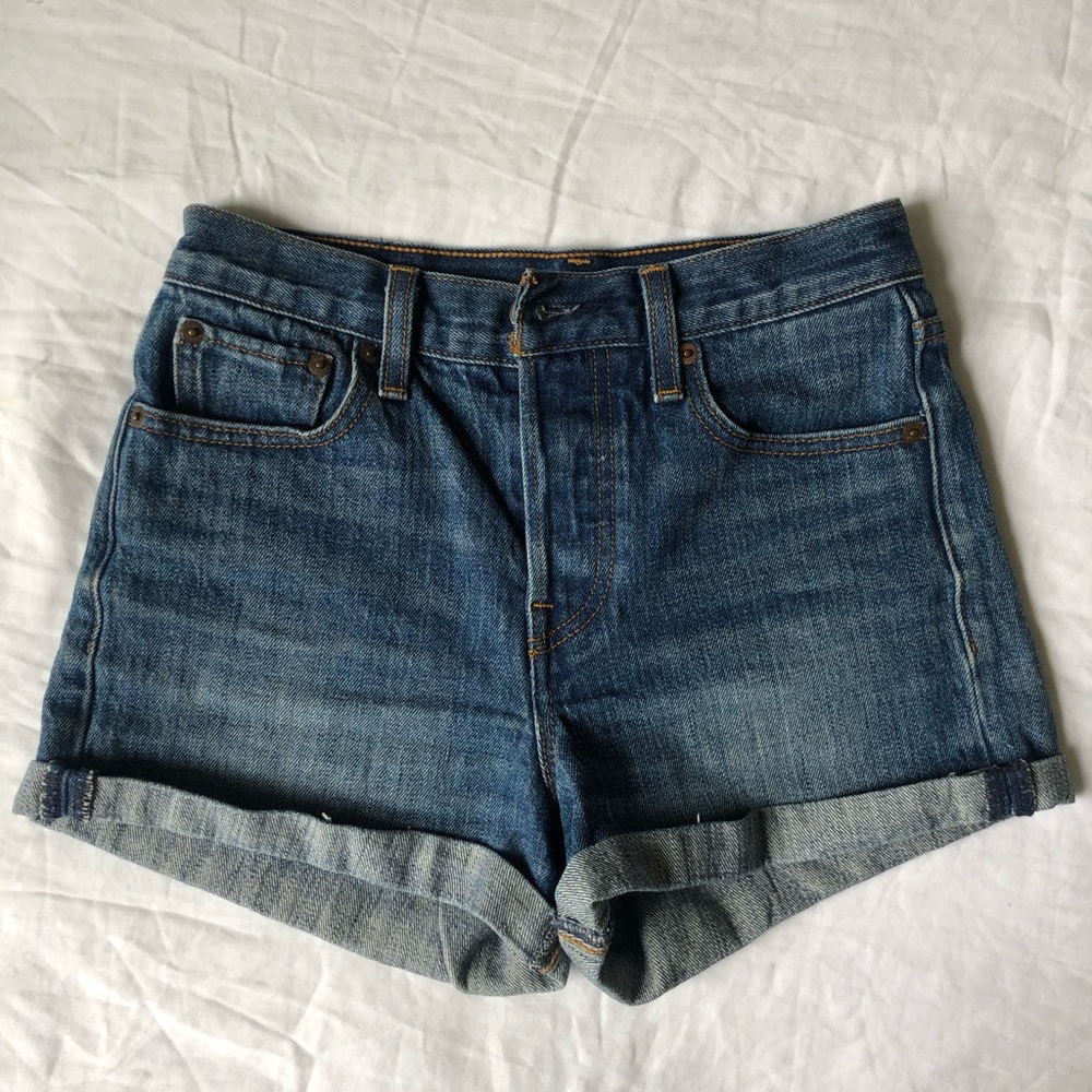 Levi’s denim shorts